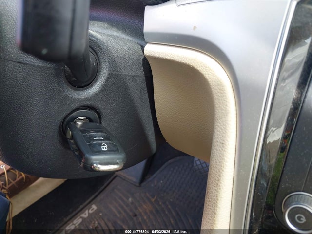 Продаж на аукціоні авто 2017 Volkswagen Passat 1.8t S, vin: 1VWAT7A34HC035418, номер лоту: 44776804