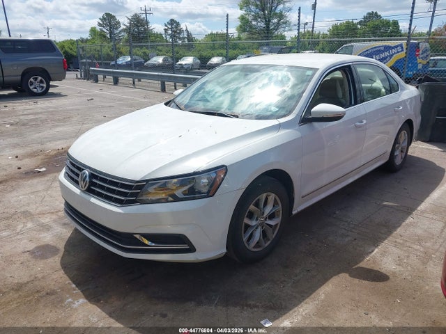 Продаж на аукціоні авто 2017 Volkswagen Passat 1.8t S, vin: 1VWAT7A34HC035418, номер лоту: 44776804