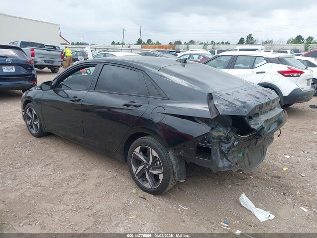 KMHLS4AG8PU611242 Hyundai ELANTRA SEL