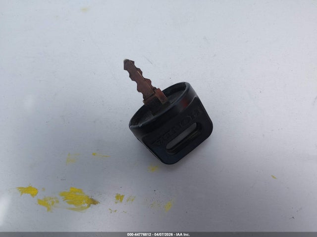 1HFVE0422G4000643 Honda Sxs1000 M5