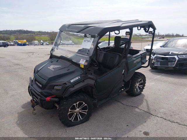 1HFVE0422G4000643 Honda Sxs1000 M5