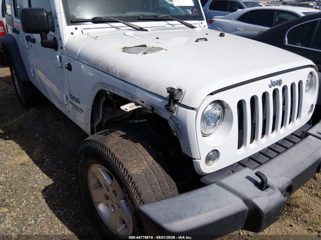 1C4BJWDG8HL732208 Jeep Wrangler Unlimited Sport 4x4