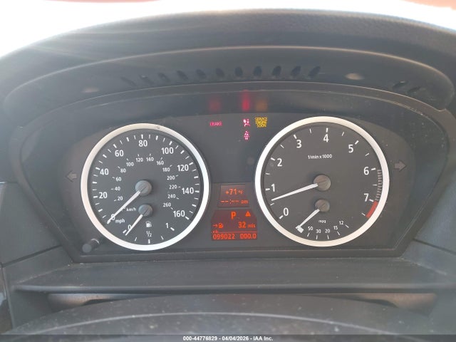 2006 Bmw 530i მანქანა იყიდება აუქციონზე, vin: WBANE73576CM32290, აუქციონის ნომერი: 44776829