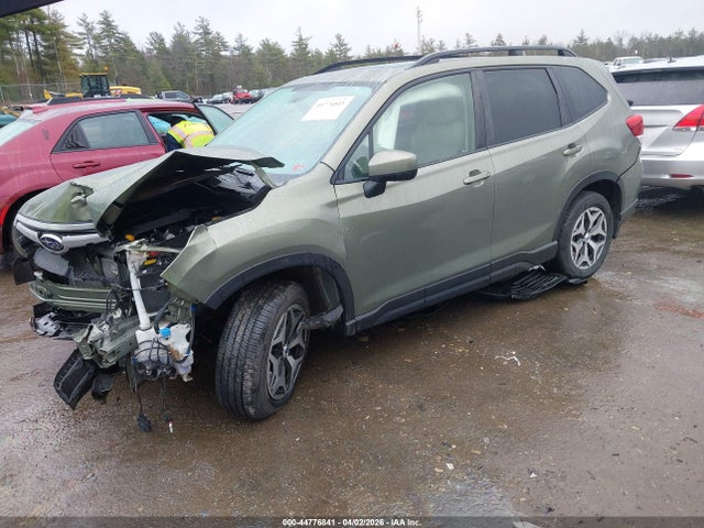 44776841 :رقم المزاد ، JF2SKAJC6MH511898 vin ، 2021 Subaru Forester Premium مزاد بيع