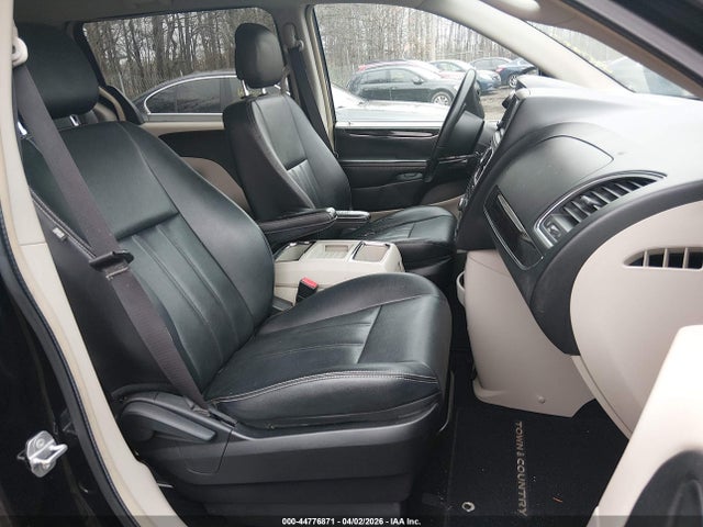 Продажа на аукционе авто 2016 Chrysler Town & Country Touring, vin: 2C4RC1BG5GR148725, номер лота: 44776871