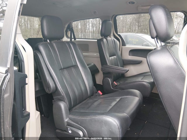 Продажа на аукционе авто 2016 Chrysler Town & Country Touring, vin: 2C4RC1BG5GR148725, номер лота: 44776871