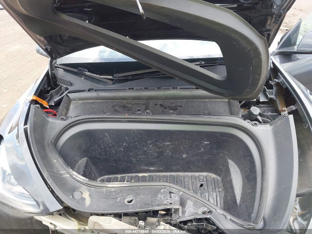 Продажа на аукционе авто 2025 Tesla Model Y Long Range Dual Motor All-wheel Drive, vin: 7SAYGAEE1SF300193, номер лота: 44776880