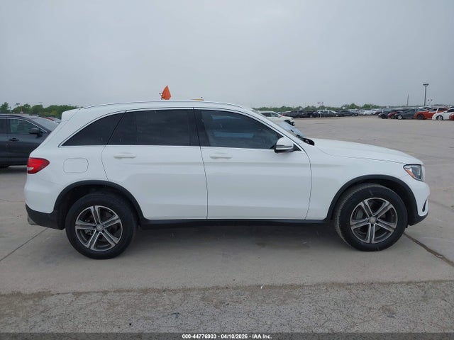 44776903 :رقم المزاد ، WDC0G4JB7GF013395 vin ، 2016 Mercedes-benz Glc 300 مزاد بيع