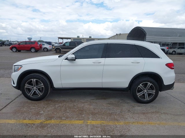 44776903 :رقم المزاد ، WDC0G4JB7GF013395 vin ، 2016 Mercedes-benz Glc 300 مزاد بيع