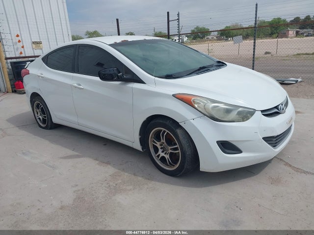 2013 Hyundai Elantra Gls/limited მანქანა იყიდება აუქციონზე, vin: 5NPDH4AE6DH197499, აუქციონის ნომერი: 44776912