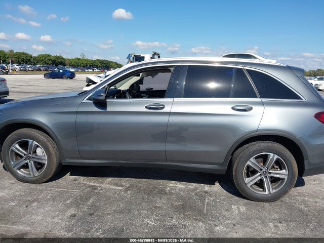 44776913 :رقم المزاد ، WDC0G8DBXLF749132 vin ، 2020 Mercedes-benz Glc 300 مزاد بيع