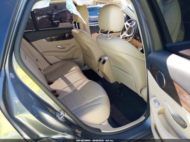 44776913 :رقم المزاد ، WDC0G8DBXLF749132 vin ، 2020 Mercedes-benz Glc 300 مزاد بيع