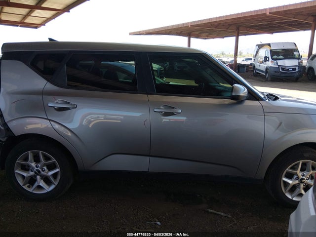 KNDJ23AU9R7240525 KIA SOUL LX