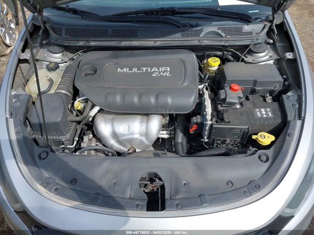 44776932 :رقم المزاد ، 1C3CDFBB0FD433732 vin ، 2015 Dodge Dart Sxt مزاد بيع