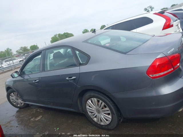 44776933 :رقم المزاد ، 1VWAS7A35EC037466 vin ، 2014 Volkswagen Passat 1.8t S مزاد بيع