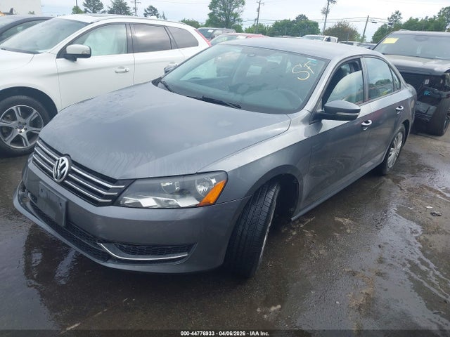 44776933 :رقم المزاد ، 1VWAS7A35EC037466 vin ، 2014 Volkswagen Passat 1.8t S مزاد بيع