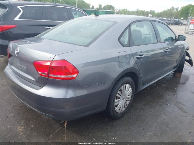 44776933 :رقم المزاد ، 1VWAS7A35EC037466 vin ، 2014 Volkswagen Passat 1.8t S مزاد بيع
