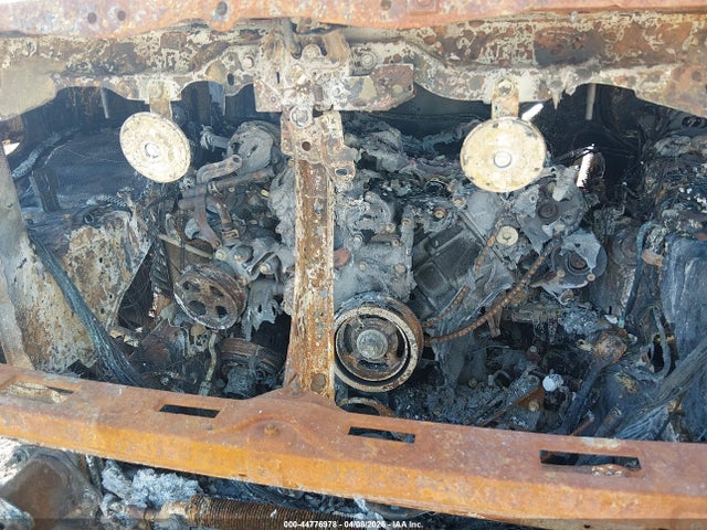 5TFUY5F14KX814556 Toyota Tundra Sr5 5.7l V8