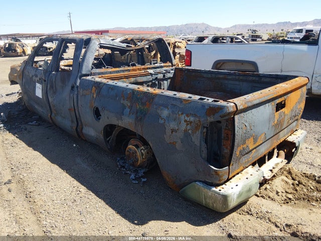 5TFUY5F14KX814556 Toyota Tundra Sr5 5.7l V8