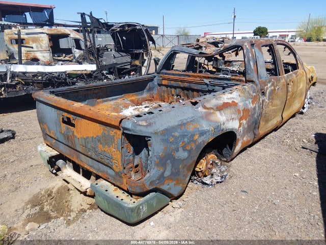 5TFUY5F14KX814556 Toyota Tundra Sr5 5.7l V8