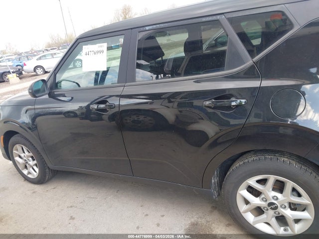 Продажа на аукционе авто 2024 Kia Soul Lx, vin: KNDJ23AU5R7897001, номер лота: 44776999