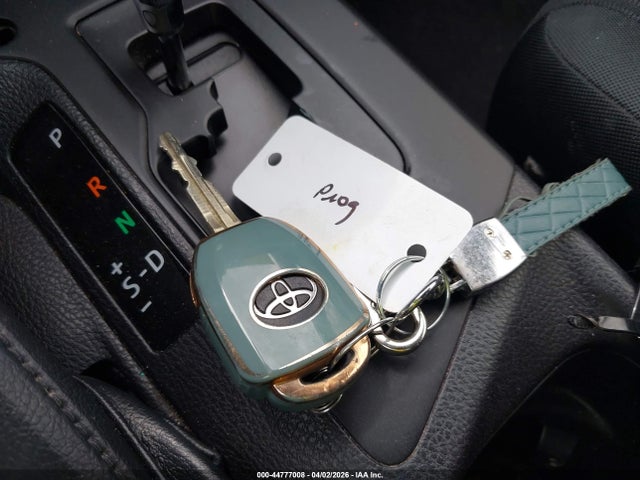 Aukcja sprzedaży 2017 Toyota Rav4 Le, vin: 2T3BFREV0HW608740, numer aukcji: 44777008