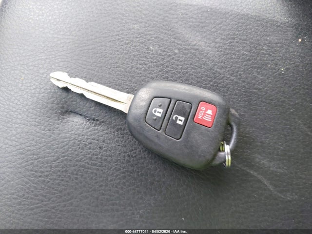 44777011 :رقم المزاد ، 5TFAX5GN9MX189419 vin ، 2021 Toyota Tacoma Sr مزاد بيع