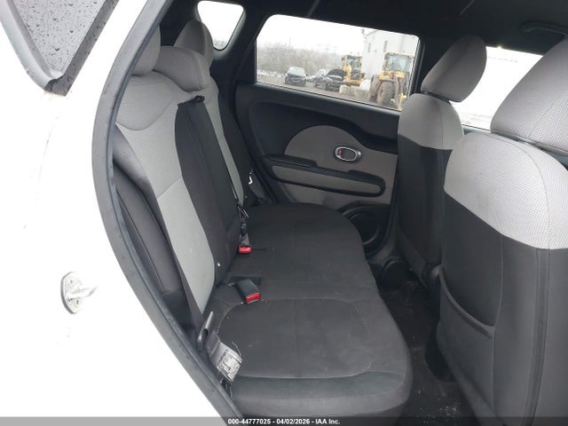 KIA Soul 2014 KNDJN2A29E7111436 Image 8