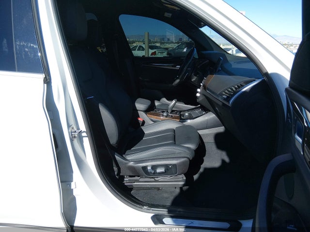 5UXTR7C5XKLF37111 BMW X3 Sdrive30i