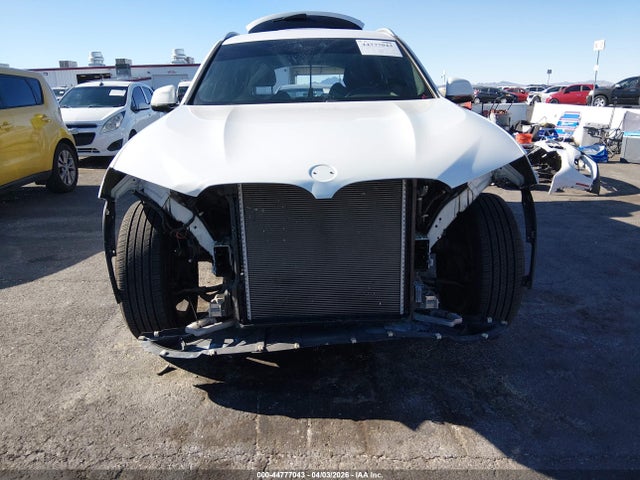 5UXTR7C5XKLF37111 BMW X3 Sdrive30i