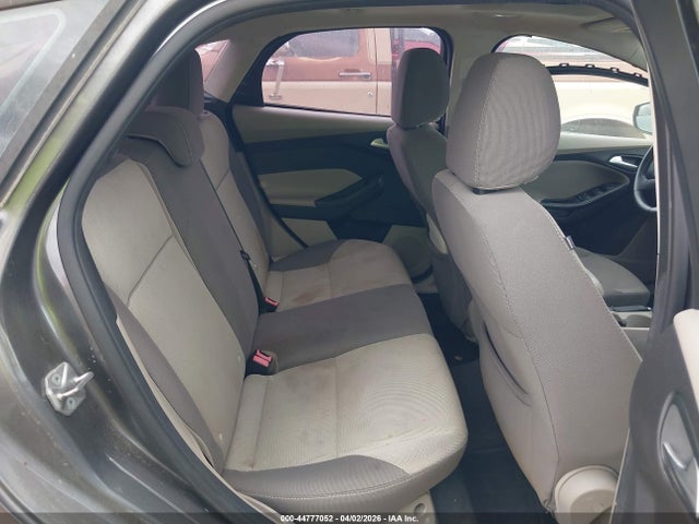 1FADP3K21EL277393 Ford FOCUS SE