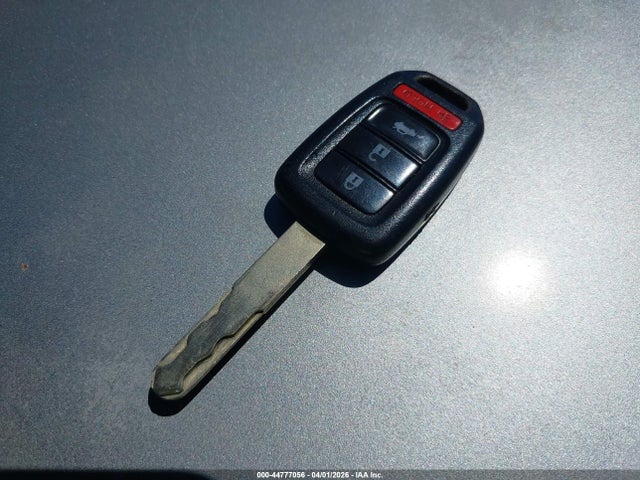 44777056 :رقم المزاد ، 2HGFC2F55JH521441 vin ، 2018 Honda Civic Lx مزاد بيع