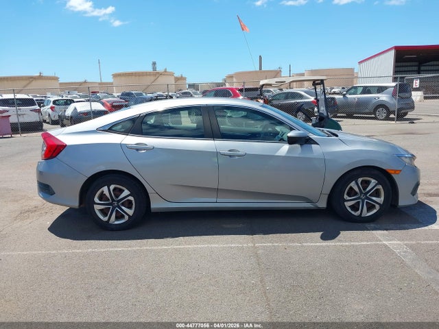 44777056 :رقم المزاد ، 2HGFC2F55JH521441 vin ، 2018 Honda Civic Lx مزاد بيع