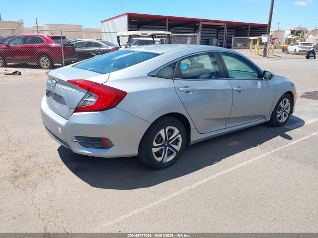 44777056 :رقم المزاد ، 2HGFC2F55JH521441 vin ، 2018 Honda Civic Lx مزاد بيع