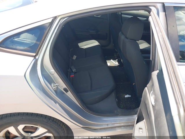 44777056 :رقم المزاد ، 2HGFC2F55JH521441 vin ، 2018 Honda Civic Lx مزاد بيع