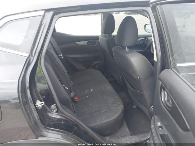 2018 Nissan Rogue Sport S მანქანა იყიდება აუქციონზე, vin: JN1BJ1CPXJW195868, აუქციონის ნომერი: 44777066