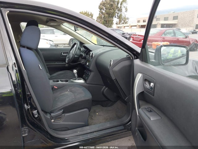 JN8AS5MV0EW701602 Nissan Rogue Select S
