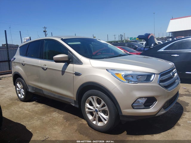 Продажа на аукционе авто 2017 Ford Escape Se, vin: 1FMCU9GD0HUC28403, номер лота: 44777094