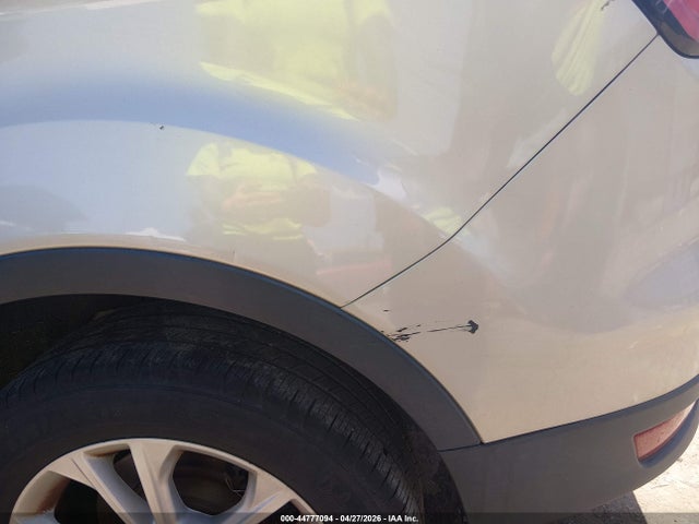 Продажа на аукционе авто 2017 Ford Escape Se, vin: 1FMCU9GD0HUC28403, номер лота: 44777094