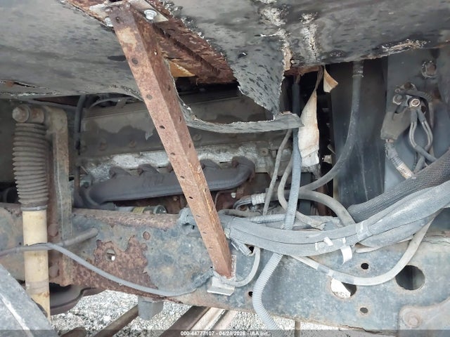 2000 Ford F550 Super Duty Stripped Chass მანქანა იყიდება აუქციონზე, vin: 1FCNF53S3Y0A02500, აუქციონის ნომერი: 44777107