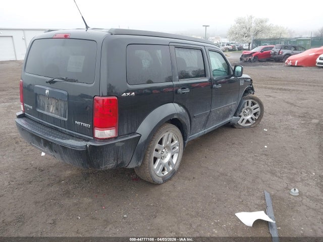 44777108 :رقم المزاد ، 1D4PU4GK1BW517361 vin ، 2011 Dodge Nitro Heat مزاد بيع