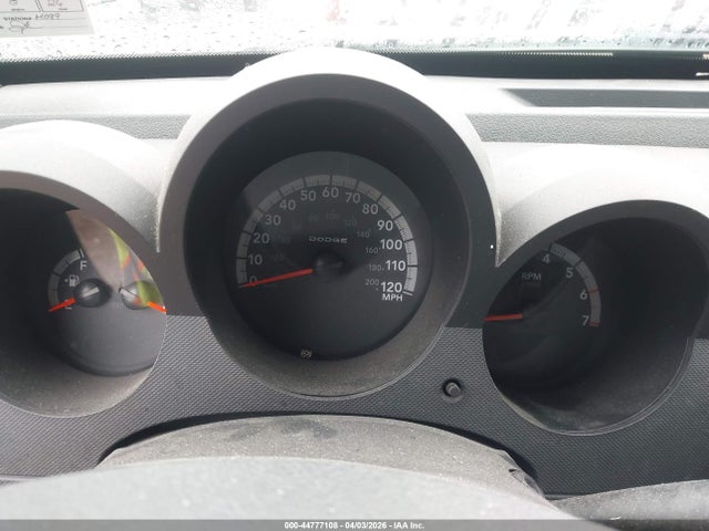 44777108 :رقم المزاد ، 1D4PU4GK1BW517361 vin ، 2011 Dodge Nitro Heat مزاد بيع