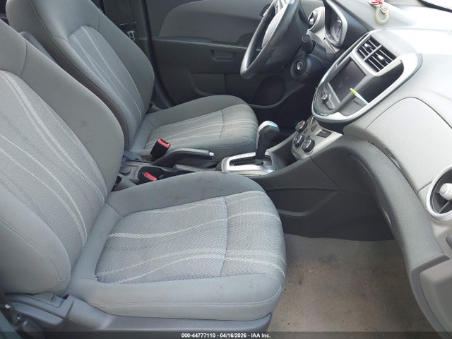 1G1JD5SB7L4140587 Chevrolet Sonic Fwd Lt