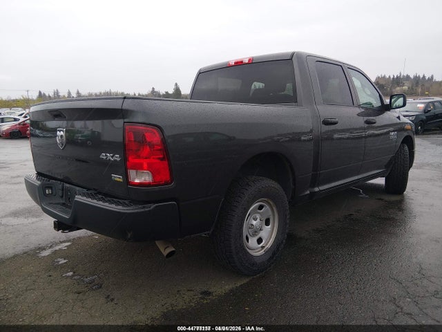 2019 RAM 1500 CLASSIC 3C6RR7KG6KG619868 Photo 3