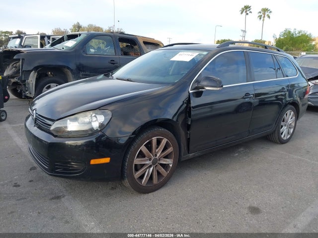 2012 Volkswagen Jetta Sportwagen 2.5l Se მანქანა იყიდება აუქციონზე, vin: 3VWPP7AJ7CM672954, აუქციონის ნომერი: 44777146