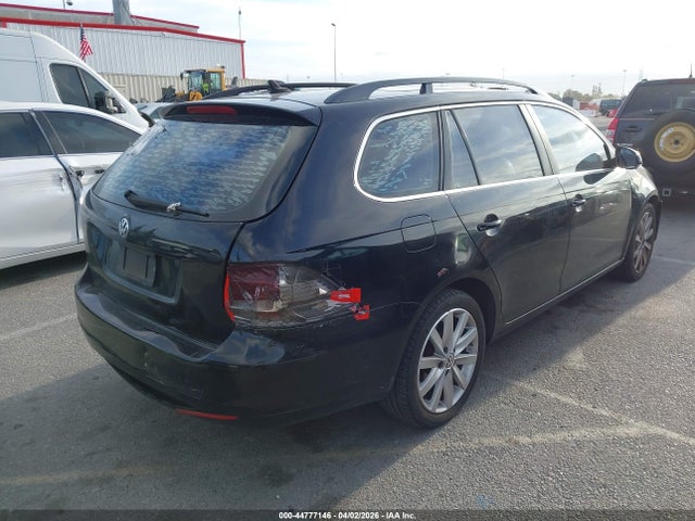 2012 Volkswagen Jetta Sportwagen 2.5l Se მანქანა იყიდება აუქციონზე, vin: 3VWPP7AJ7CM672954, აუქციონის ნომერი: 44777146