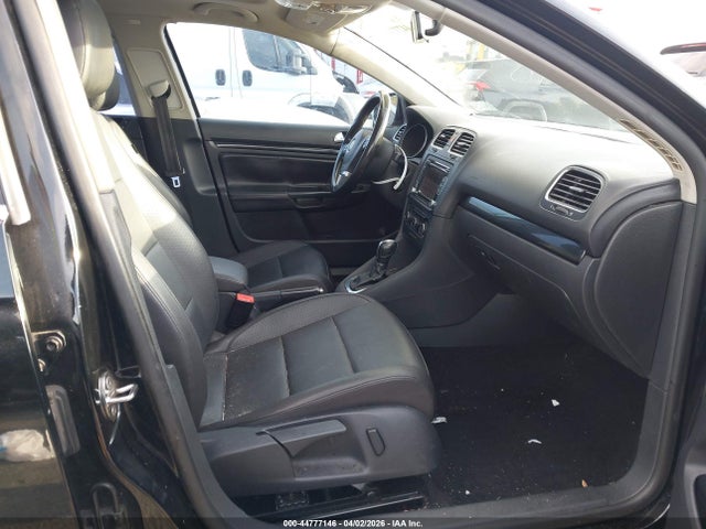 2012 Volkswagen Jetta Sportwagen 2.5l Se მანქანა იყიდება აუქციონზე, vin: 3VWPP7AJ7CM672954, აუქციონის ნომერი: 44777146