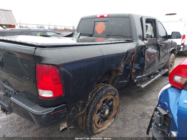 2017 Ram 2500 Big Horn  4x4 6'4 Box მანქანა იყიდება აუქციონზე, vin: 3C6UR5MJ4HG541123, აუქციონის ნომერი: 44777148