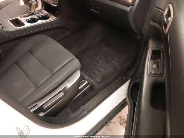 2016 Jeep Grand Cherokee Laredo მანქანა იყიდება აუქციონზე, vin: 1C4RJFAG6GC303425, აუქციონის ნომერი: 44777160