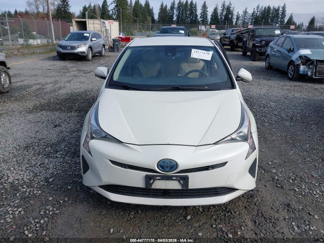 JTDKBRFU1H3048084 Toyota Prius Two